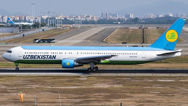 UK67004:Boeing 767-300:Uzbekistan Airways